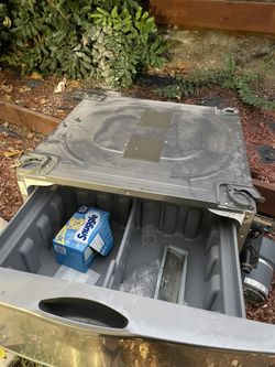 Washer and dryer stacker