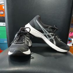 Asics Gel-Contend 5 AmpliFoam Sneakers. Black/Silver. 1012A234. Women Size 8.