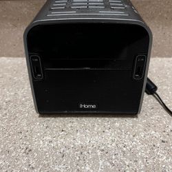 iHome Bluetooth Speaker