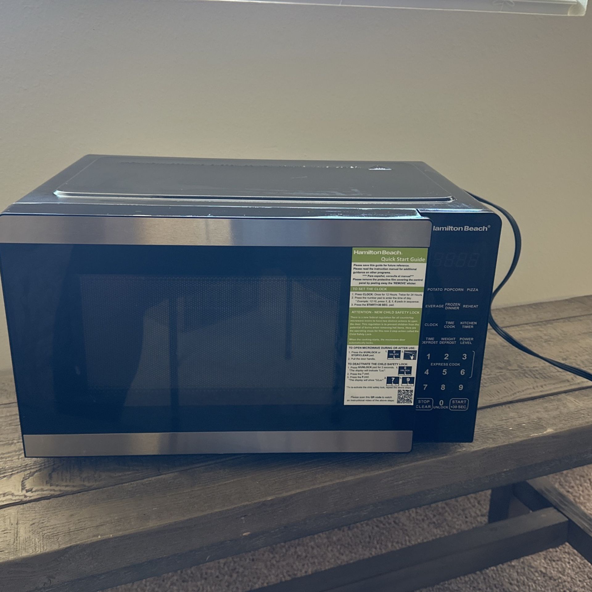 Compact microwave Oven