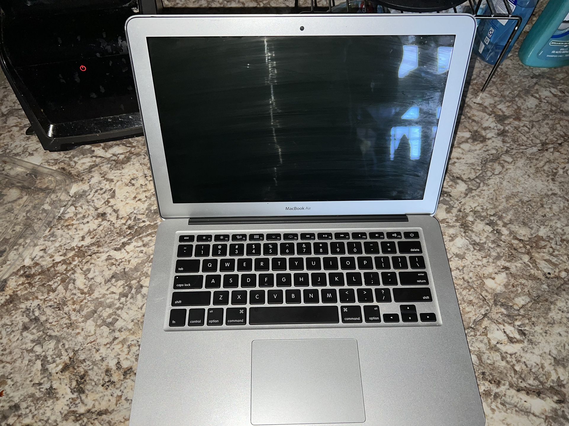 2017 MacBook 150$