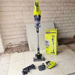 RYOBI 18V Stick Vacuum Cleaner KIT