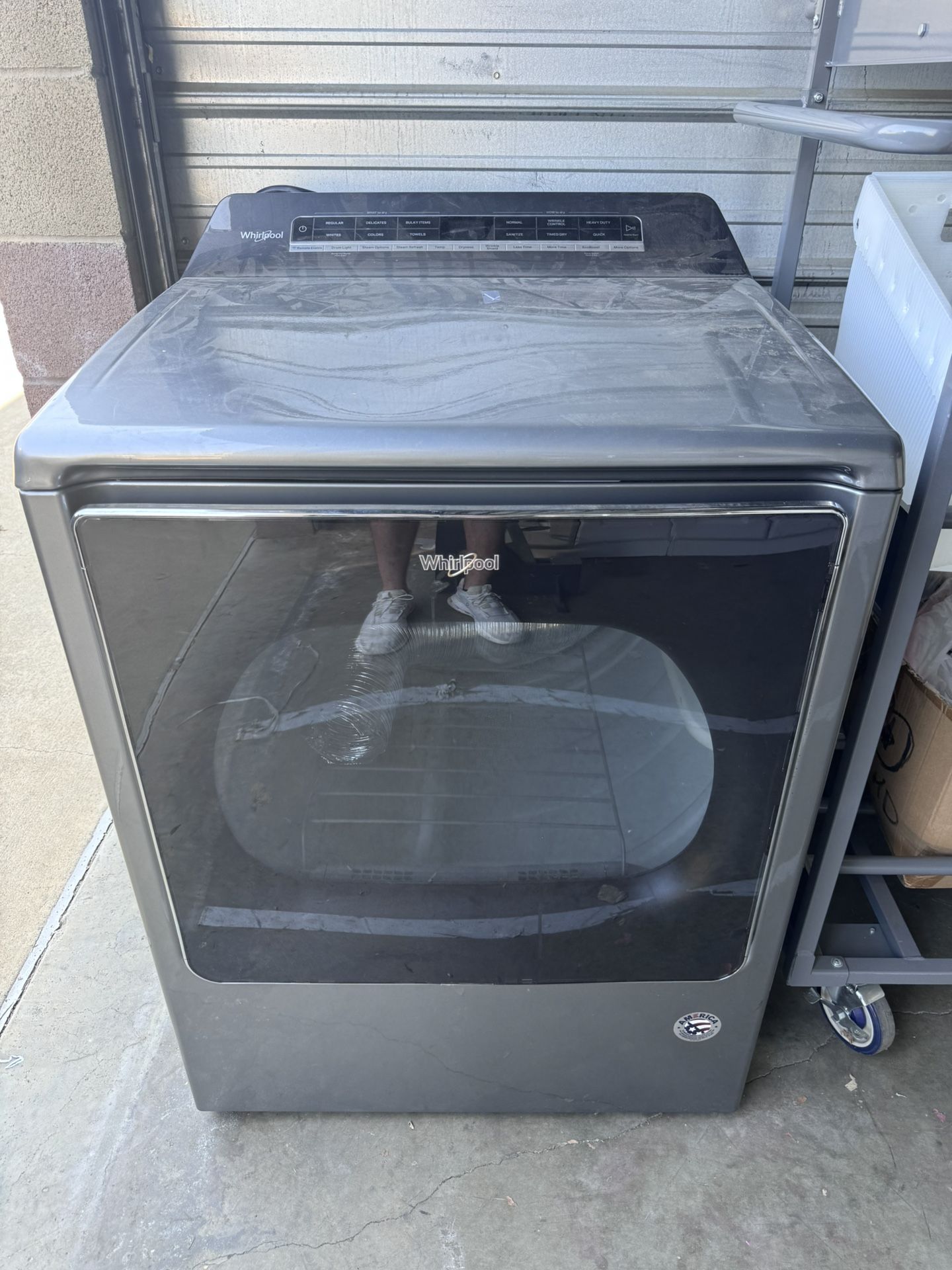 Whirlpool Smart Capable Front Load Electric Dryer