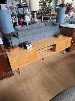 Modern Oak Media Stand 