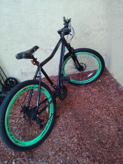 MOUNTAIN BIKE 21 SPEEDS BICYCLE GENESIS 27.5" RCT INCH WHEELS.