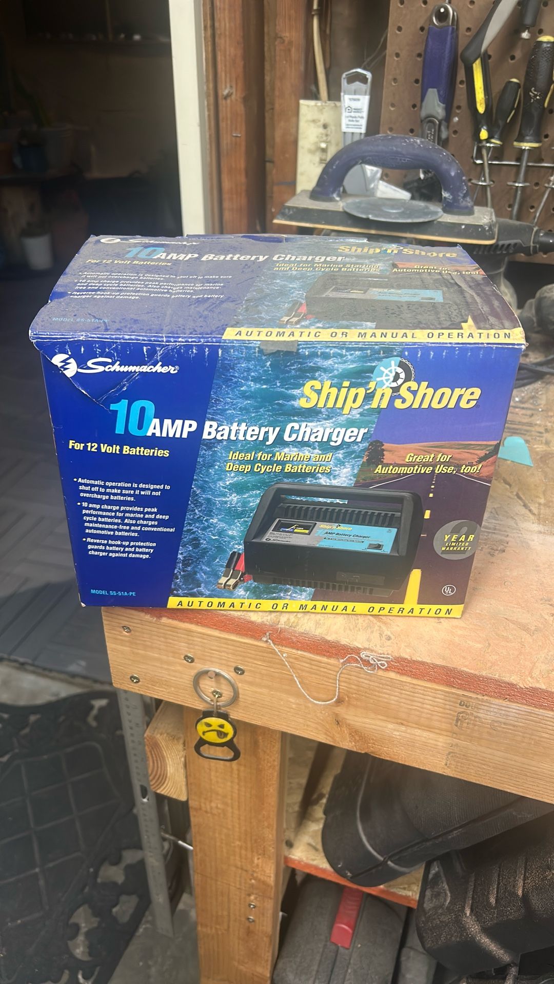 10am Battery Charger