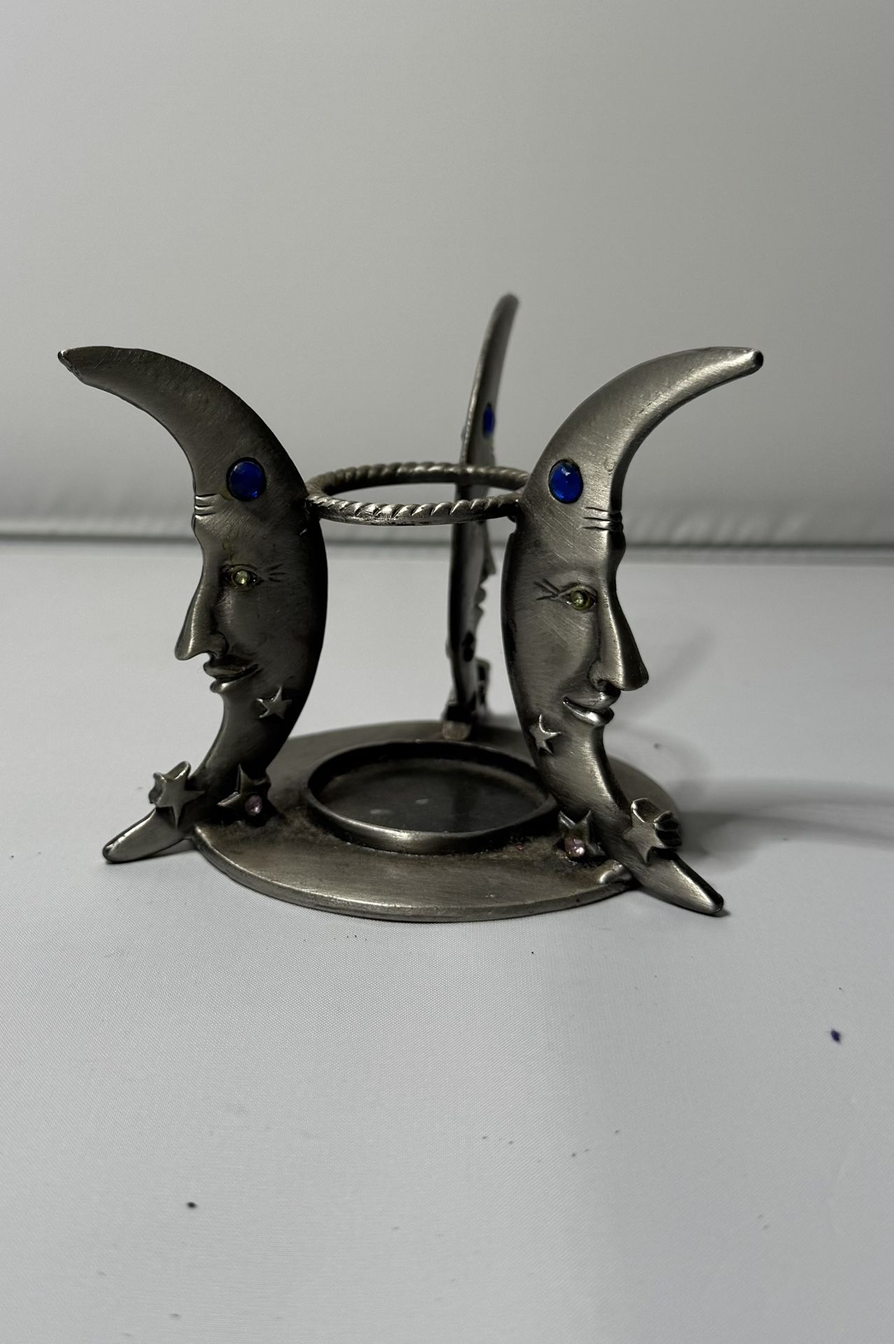 Candle holder