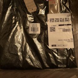 Levi’s 501s Shrink To Fit Size 42 / 30.