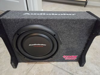 Subwoofer and amp combo