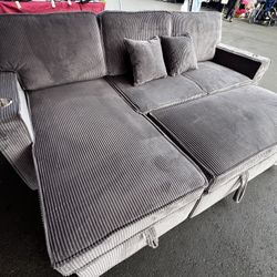 Sectional Sleeper W/chaise And USB Port 