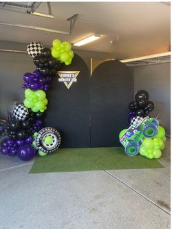 Monster Jam Balloon Decor