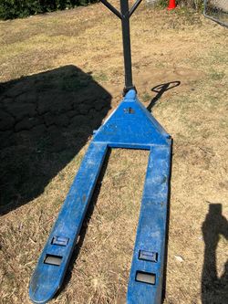 Pallet jack