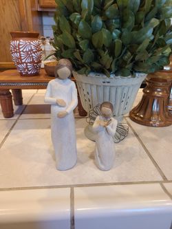 Willow Tree Angels. Different prices