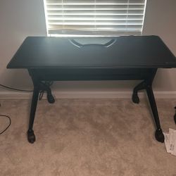 Desk For Sale Sturdy On Wheels With Electrical Outlets Built-In $80.