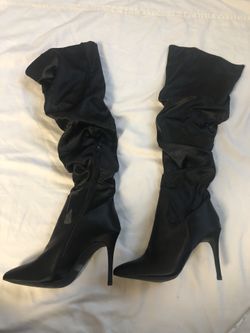 WILD DIVA RUCHED HIGH HEEL BOOTS SIZE:9