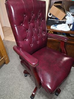 Executive Office Chair