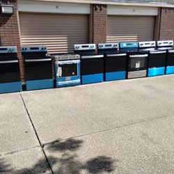 Stove's Electric ⚡ And Gas New And New Scratch And Dent 