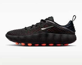 Nike Mind 002 "Black Hyper Crimson"