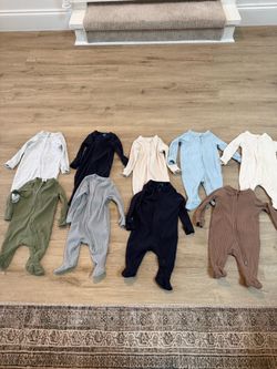 10 Unisex Old Navy Newborn Onsies