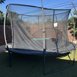 Trampoline 