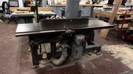 Vintage jointer from Universal Woodworker