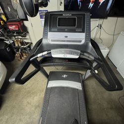 Nordic track Treadmill 