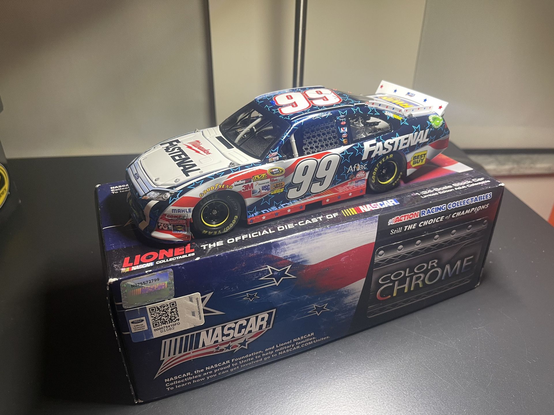 NASCAR Diecast Lot Collectibles & Art