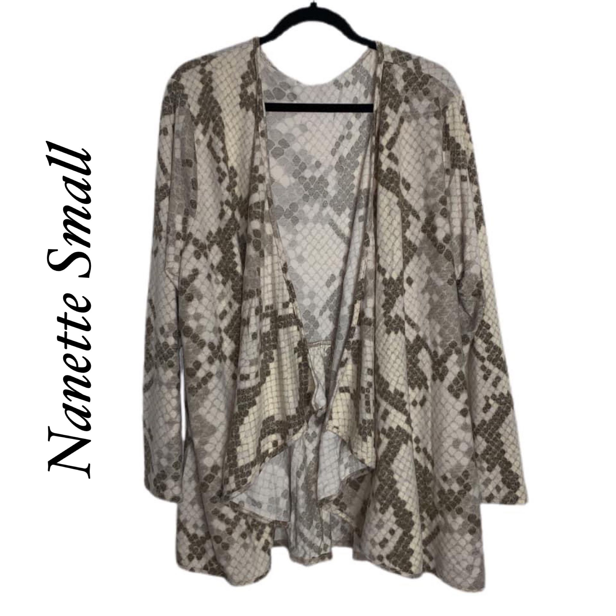 Small Lularoe Nanette 