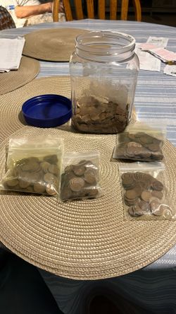 Approximately 850 Wheat Cents Many Better Dates