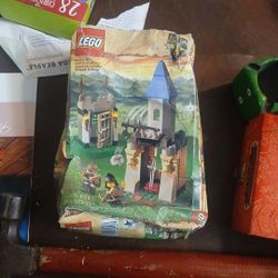 Lego System 6094 Knights Guarded Treasury New