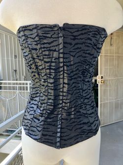Frederick's of Hollywood Black Patent Leather Tiger-Stripe Strapless Corset. Size 36