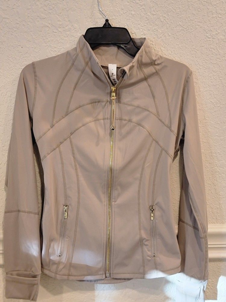 Lulu Jacket TAN with GOLD accents Size 6