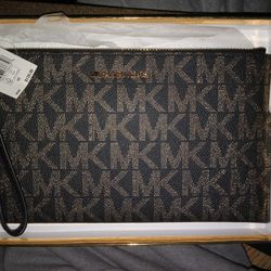 Michael Kors Lg Zip Clutch Wristlet