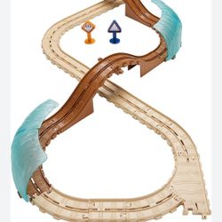 Thomas & Friends Adventures, Shark Escape Track Pack