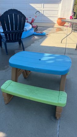 Kids play table