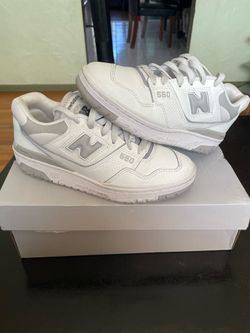 New Balance 550 Size 6 / Size 7.5 Women