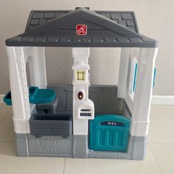 Neat & Tidy Cottage Kids Playhouse, Indoor and Outdoor Playset, Interactive Sounds - Step2