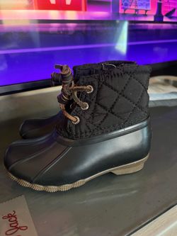 Girls shoes