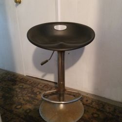 Retro Chair