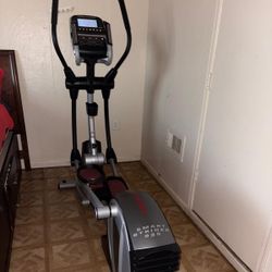 Pro-Form Smart Strider 935