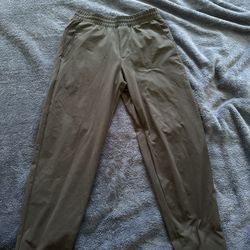 Uniqlo Men’s Ultra Stretch Active Joggers