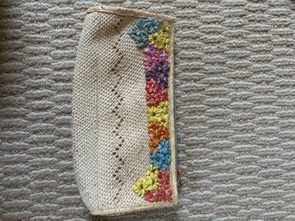 Vintage embroidered straw clutch