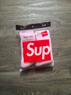 Pink supreme socks