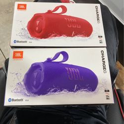 JBL Charge 6 - Portable Waterproof and Drop-Proof Bluetooth Speaker - Purple And Red 