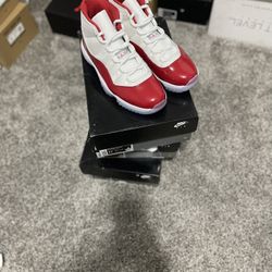 Jordan 11 (UNAUTHORIZED) size  11 -$150 