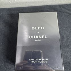 Bleu De Channel