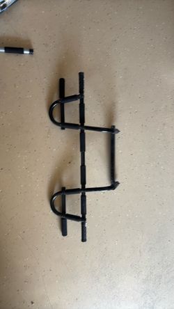 Multiposition pull up bar for door frame