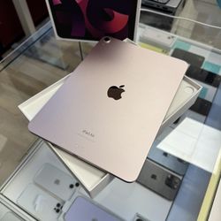 Apple iPad Air 5th Gen 64GB WiFi! Like New! 