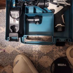 Mikita 12v Drill