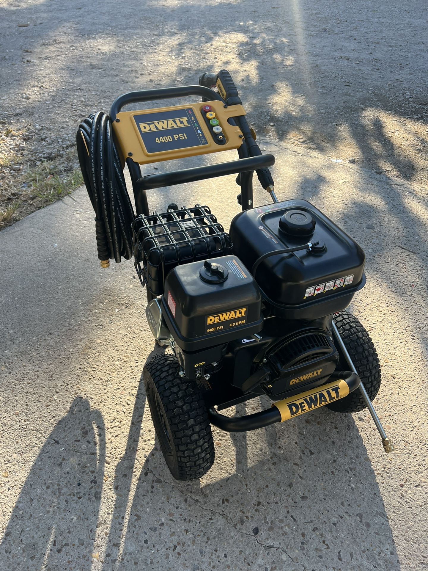 Dewalt 4400psi Gas Pressure Washer